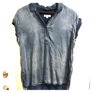 Orvis Chambray top size Medium